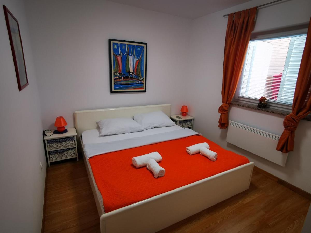 Vila Kuca Za Odmor Teja Trogir Exteriér fotografie