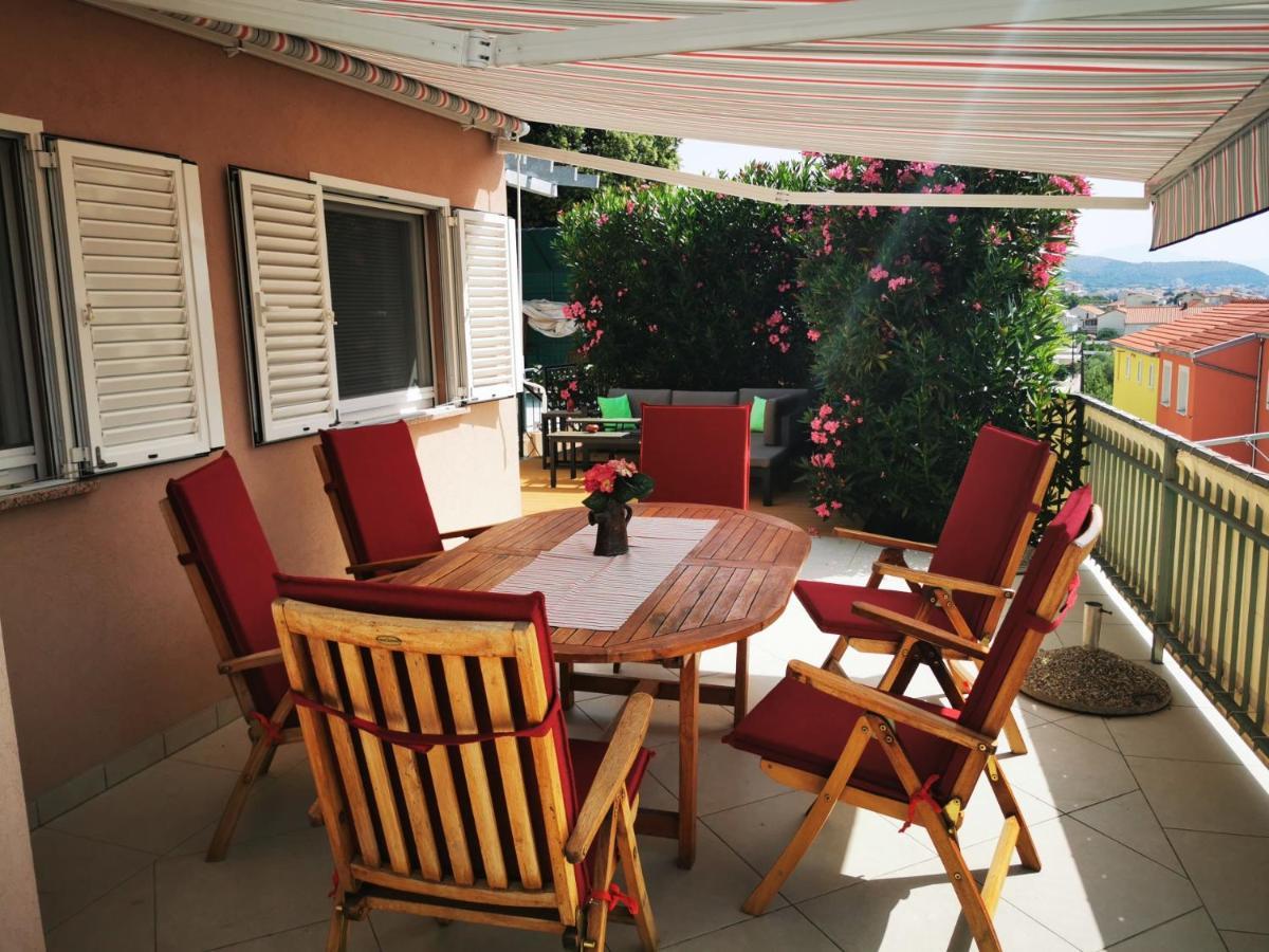 Vila Kuca Za Odmor Teja Trogir Exteriér fotografie